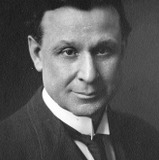 Чарльз Огл — The Doctor