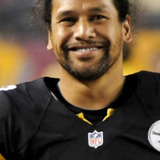 Troy Polamalu — Gotham Rogues Player (uncredited)