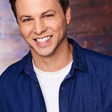 John Patrick Shulak — Tourist (uncredited)