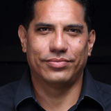 Richard Esteras — Kurtis