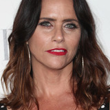 Amy Landecker — Heather