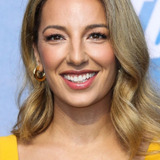 Vanessa Lengies — Natasha