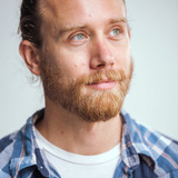Брэндон Трост — Mug Shot Photographer (uncredited)