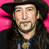 Richard Stanley — Talking elevator (voice) (uncredited)