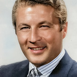 Kenan Pars — Namık