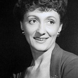 Аннетт Пуавр — Adrienne