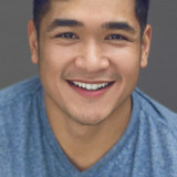 Matt Mercurio — Grateful / Anxious American (uncredited)