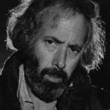 Роберт Таун — Professor Dates (uncredited)