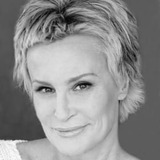 Lisa Hart Carroll — Patsy Clark