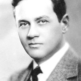 Сэм Эш — Man at Boat Dock (uncredited)