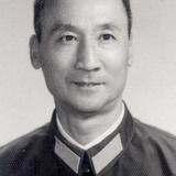 Yan Xiaopeng — 旅馆老板