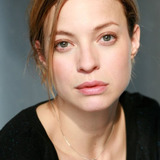 Elodie Frenck — Juliette Delambre