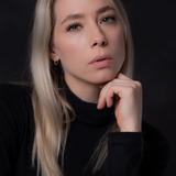 Tess Olivia — Blue Chip Hooker / Sales Assistant #2