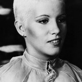 Annie Belle — Pina