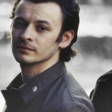 James Dean Bradfield — Himself