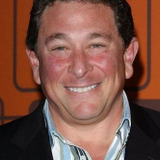 Дон Старк — Gus