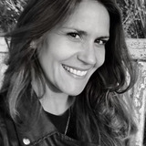 Ivana Acosta — Julia