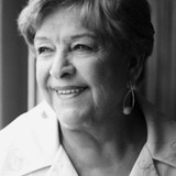 Erzsi Pásztor — Anna Traján