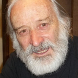 Walter Rey — Empleado de archivo