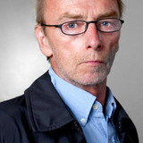 Мик О’Рурк — Phone Repairman