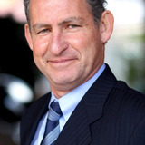 Roberto Medina — Dr. Farril