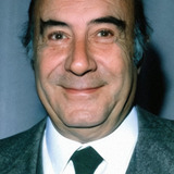 Enzo Cannavale — Inspector Caputo