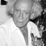 Samuel Fuller — Samuel Fuller (uncredited)