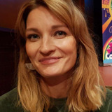 Matleena Kuusniemi — Taksiasiakas (uncredited)