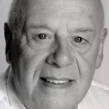 John Savident — Auctioneer