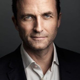 Стефен Хоган — Detective Inspector John Swain