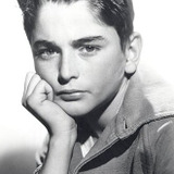 Robert J. Anderson — Hungry Boy (uncredited)