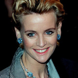 Daphne Deckers — Claire