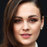 Sophie Skelton — Rose