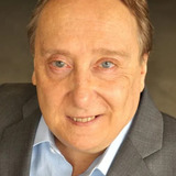 Michael Lee Gogin — Short Con