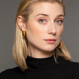 Elizabeth Debicki — Victoria Vinciguerra