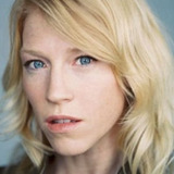 Jane Leigh Connelly — Lori