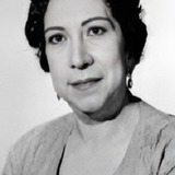 Consuelo Guerrero de Luna — Doña Jacinta