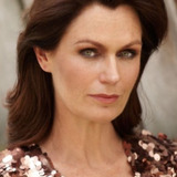 Liz Snoyink — Vrouw in Lift