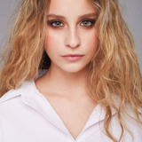 Sara Jiménez — Elena