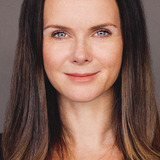 Heather Petrone — Vivien Leigh (uncredited)