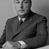 Giorgio Bassani — Self (archive footage)