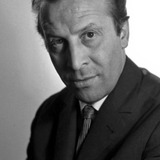 Leon Niemczyk — Grocery store owner