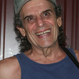 Jay Rasumny — Television Cameraman (uncredited)