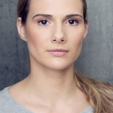 Bernadett Ostorházi — Agi