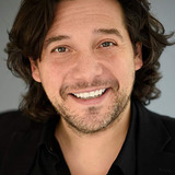 Sean Kenin — Manny (voice)