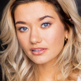 Natalie Schneider — Lisa