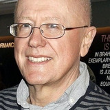 Ниалл Багги — Dinner Guest (uncredited)