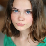 Oona Laurence — Olivia