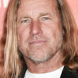 Марк Кубр — Centaur Man (uncredited)