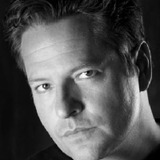 Dale Midkiff — Vincent Erlich